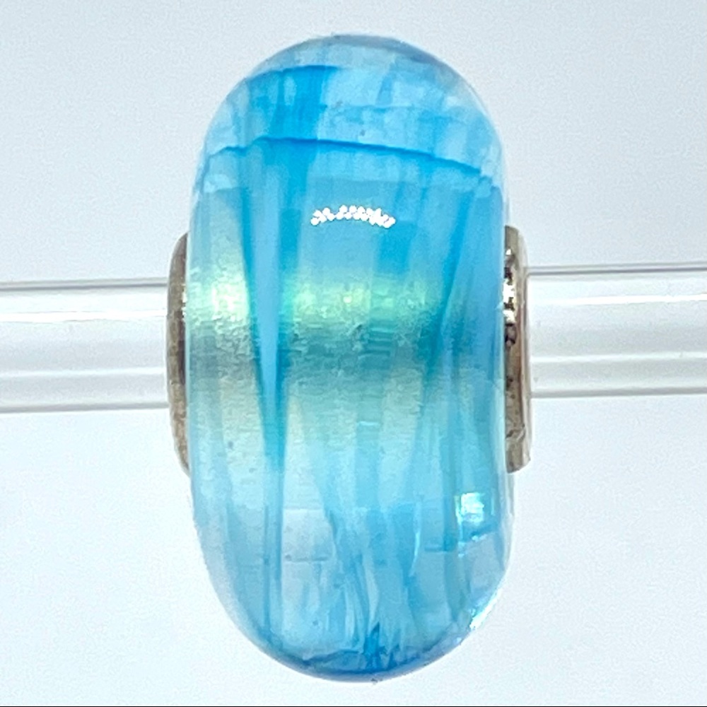 Trollbeads Turquoise Ribbon - Picture 2 of 5